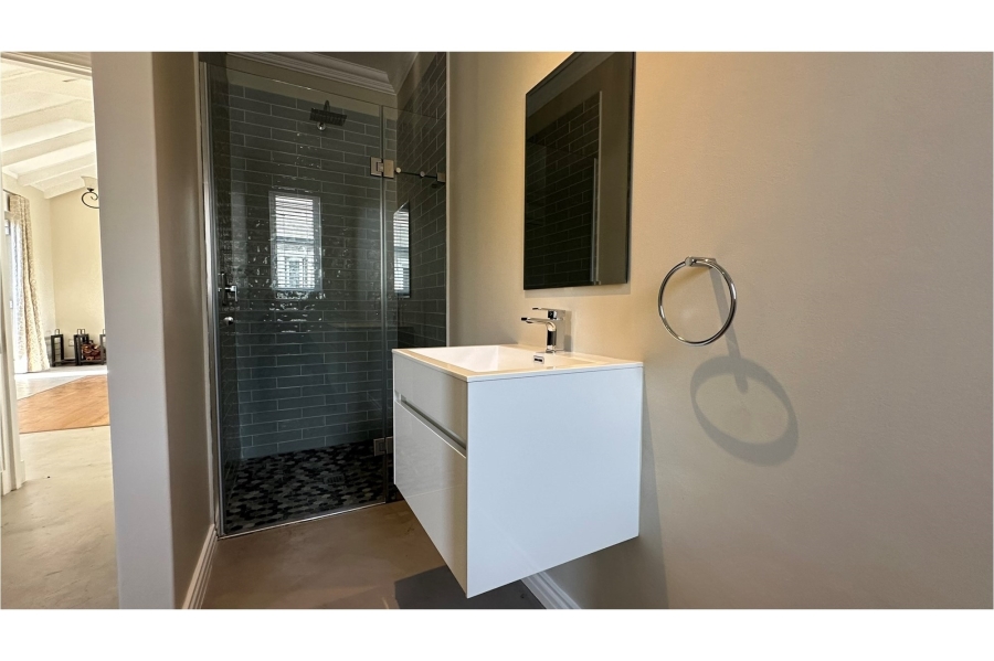 To Let 4 Bedroom Property for Rent in Val De Vie Estate Western Cape